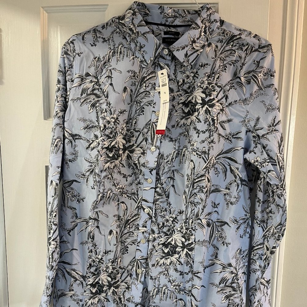 Talbots Etched Toile No Iron Classic Button Front Blouse - NWT!